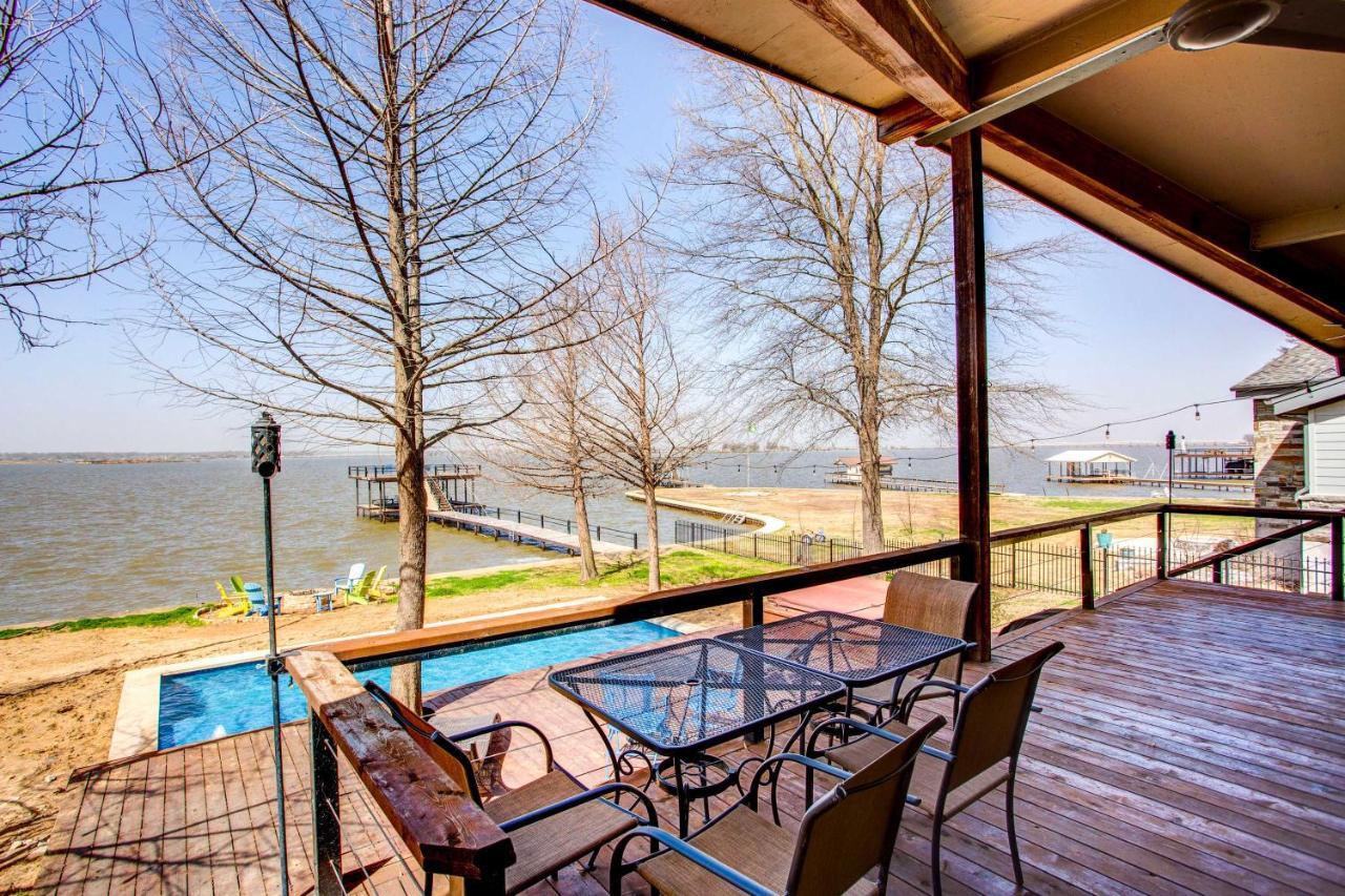 Cedar Creek Lakefront Vacation Rental With Pool Gun Barrel City Exterior photo