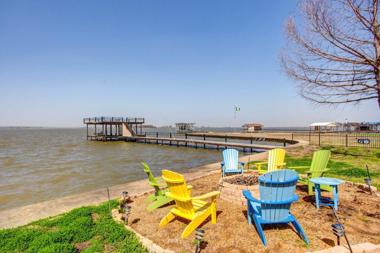 Cedar Creek Lakefront Vacation Rental With Pool Gun Barrel City Exterior photo